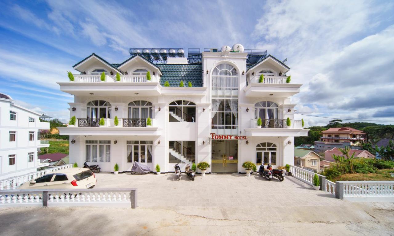 Khach San Tommy Hotel Da Lat Exterior photo