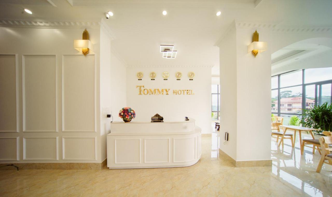 Khach San Tommy Hotel Da Lat Exterior photo